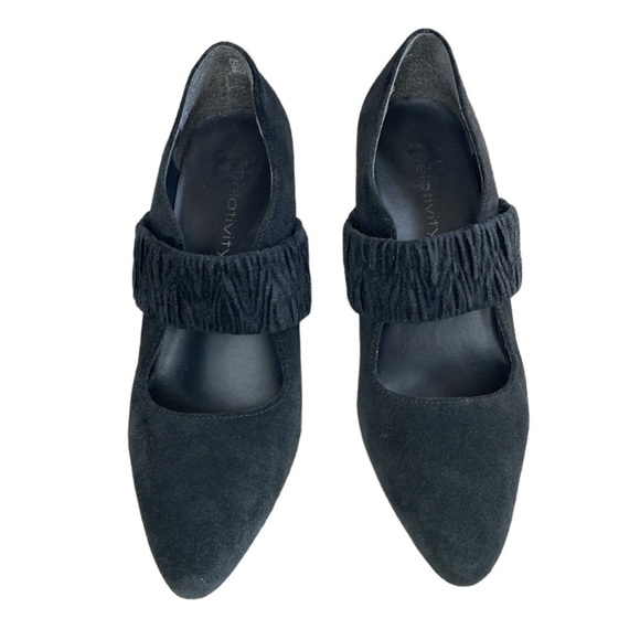 RELATIVITY BRITTANY SUEDE GREY 3” HEELS, SIZE 8M - Picture 3 of 8